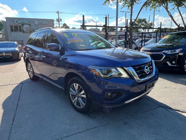 2019 Nissan Pathfinder SL