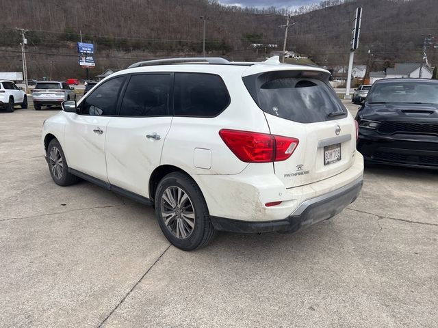 2019 Nissan Pathfinder SV