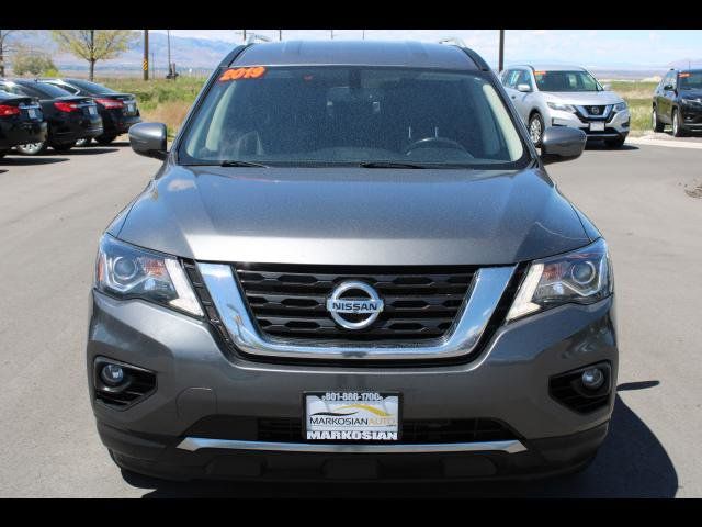 2019 Nissan Pathfinder SV