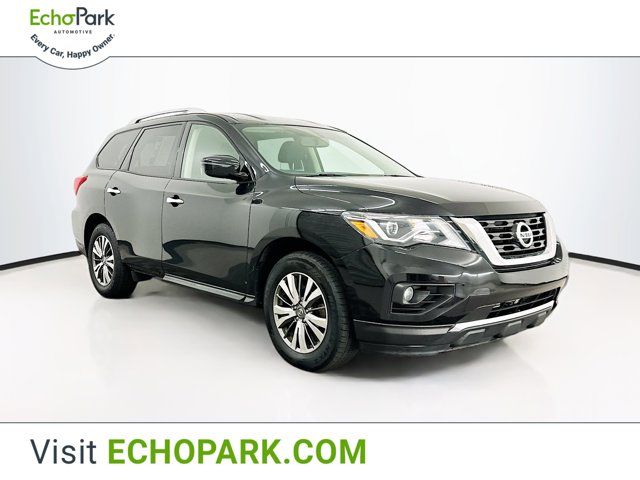 2019 Nissan Pathfinder SV