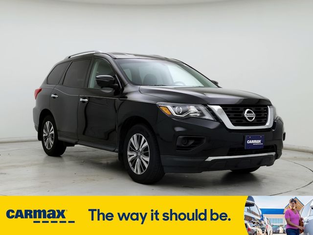 2019 Nissan Pathfinder S