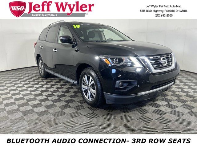 2019 Nissan Pathfinder SV