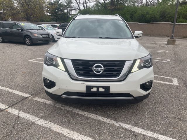 2019 Nissan Pathfinder SV