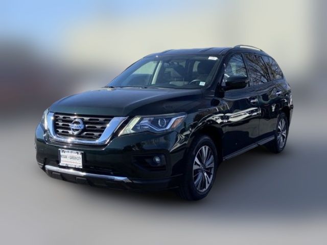 2019 Nissan Pathfinder SV