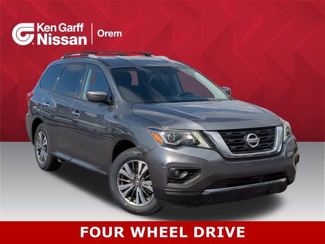 2019 Nissan Pathfinder SV