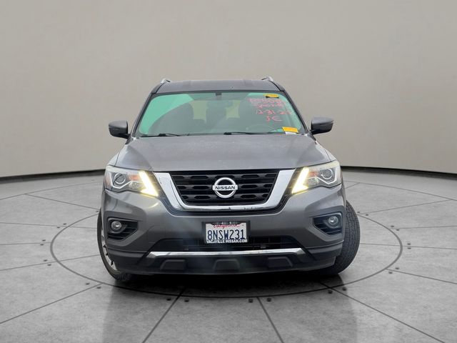 2019 Nissan Pathfinder SV