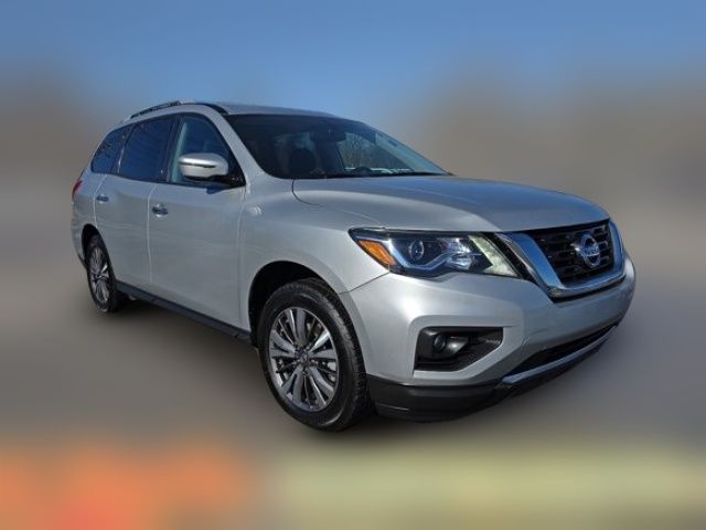 2019 Nissan Pathfinder SV