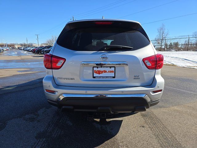 2019 Nissan Pathfinder SV