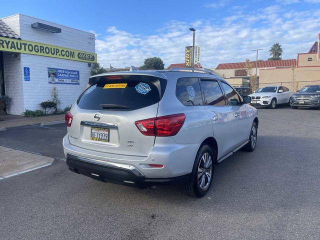 2019 Nissan Pathfinder SV