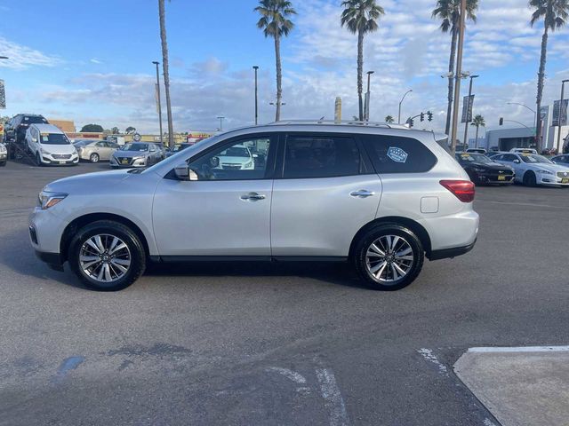 2019 Nissan Pathfinder SV