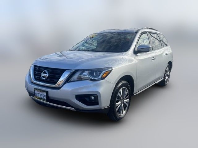 2019 Nissan Pathfinder SV