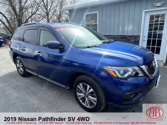 2019 Nissan Pathfinder SV