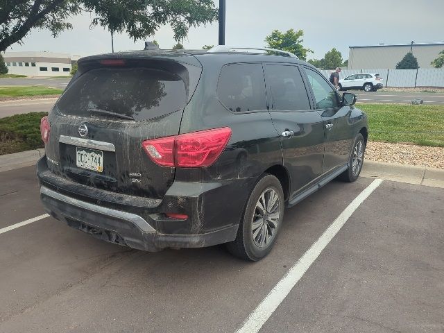2019 Nissan Pathfinder SV