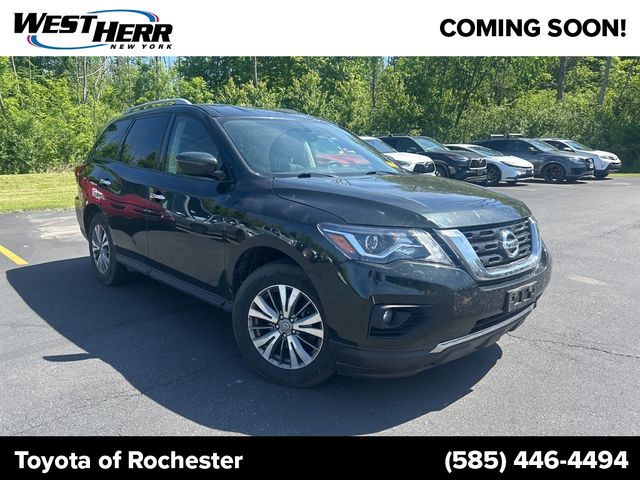 2019 Nissan Pathfinder SV