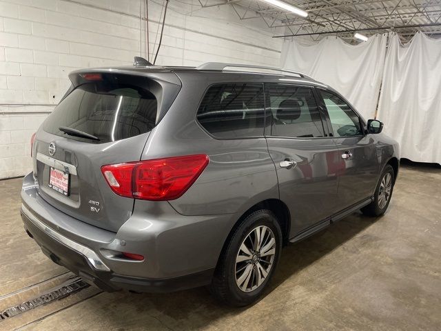 2019 Nissan Pathfinder SV