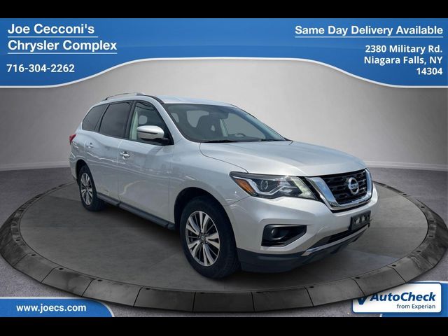 2019 Nissan Pathfinder SV