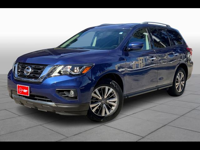 2019 Nissan Pathfinder SV