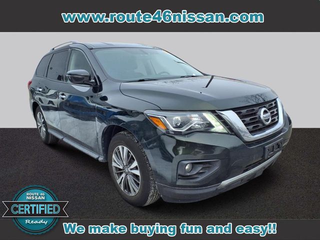 2019 Nissan Pathfinder SV