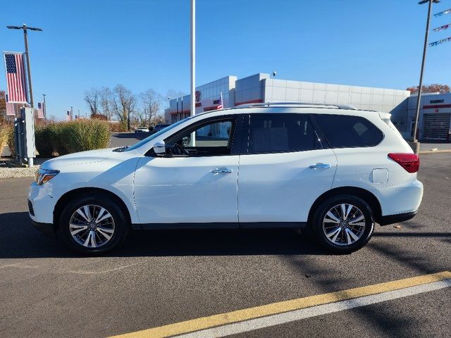 2019 Nissan Pathfinder SV