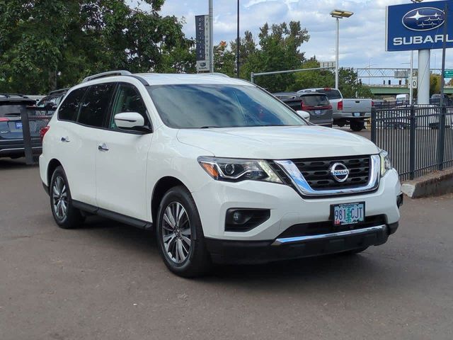 2019 Nissan Pathfinder SV