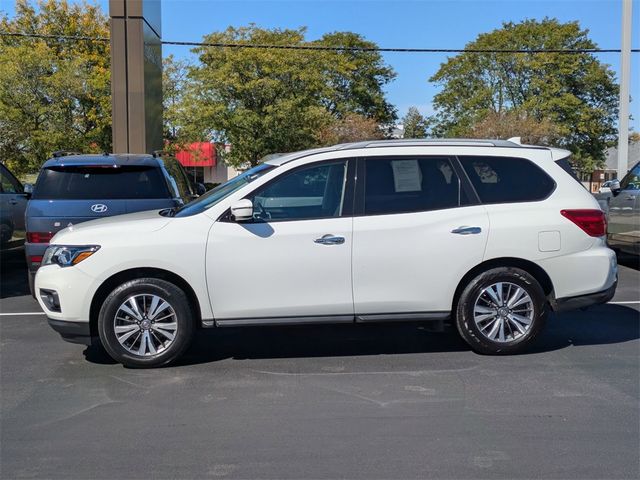 2019 Nissan Pathfinder SV