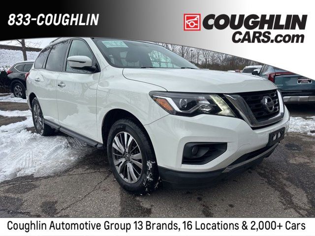 2019 Nissan Pathfinder SV