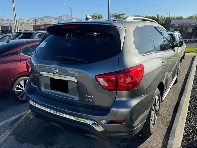 2019 Nissan Pathfinder SV