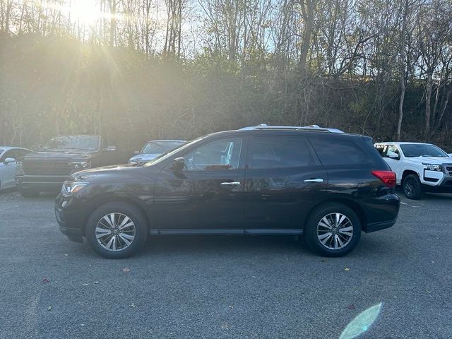 2019 Nissan Pathfinder SV