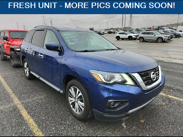 2019 Nissan Pathfinder SV