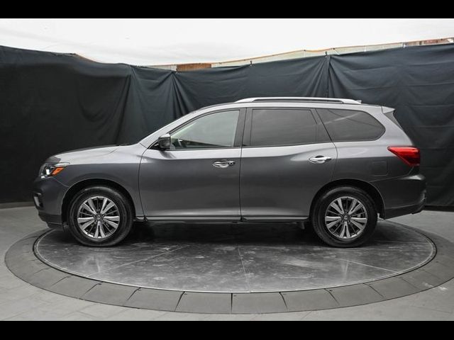 2019 Nissan Pathfinder SV