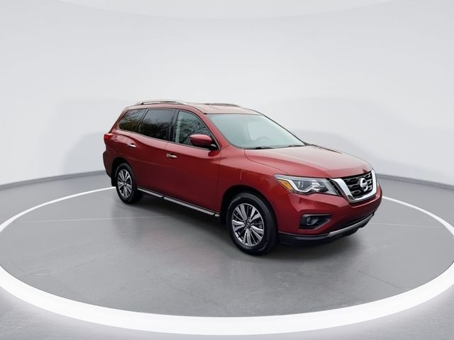 2019 Nissan Pathfinder SV