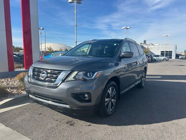 2019 Nissan Pathfinder SV