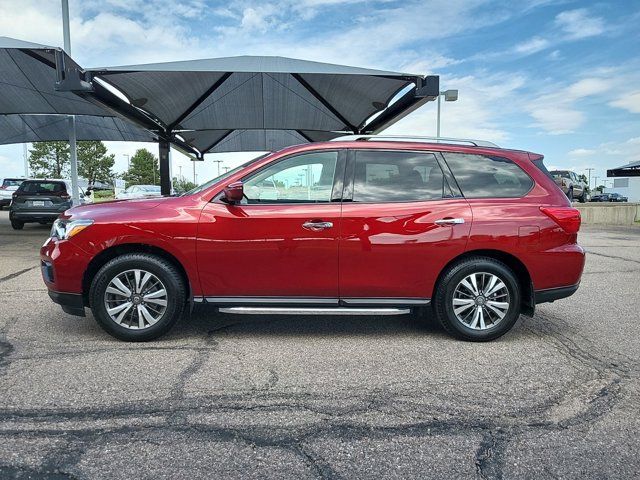 2019 Nissan Pathfinder SV