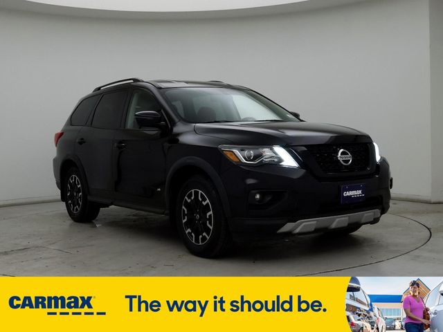 2019 Nissan Pathfinder SV