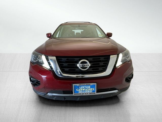 2019 Nissan Pathfinder SV