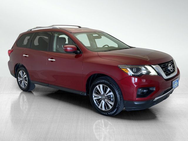 2019 Nissan Pathfinder SV