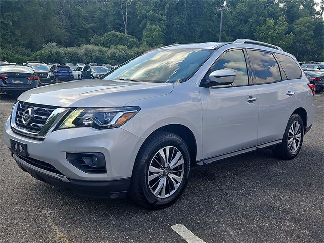 2019 Nissan Pathfinder SV