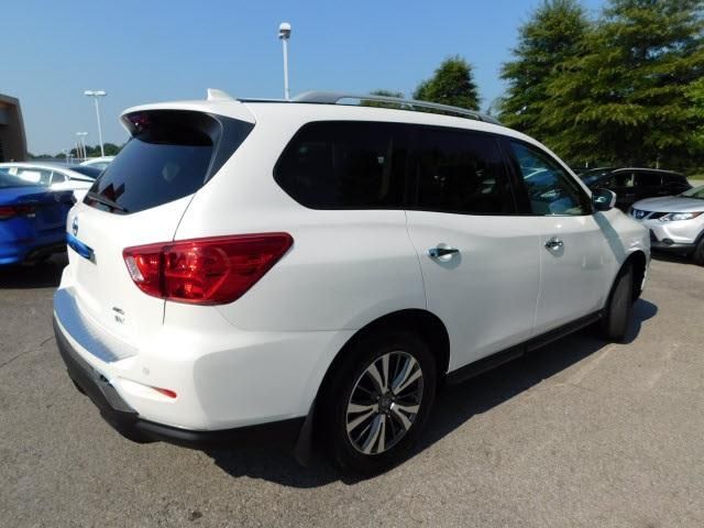 2019 Nissan Pathfinder SV