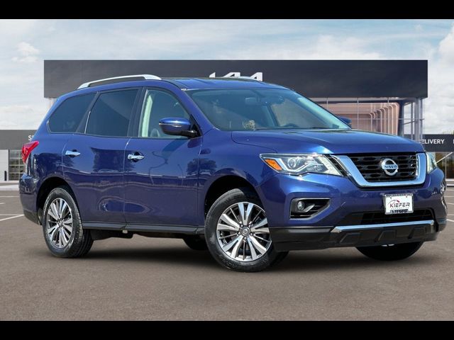 2019 Nissan Pathfinder SV