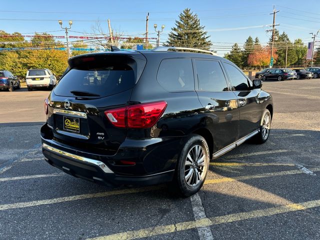 2019 Nissan Pathfinder SV