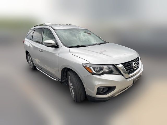 2019 Nissan Pathfinder SV