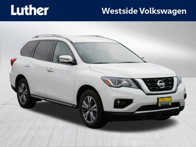 2019 Nissan Pathfinder SV