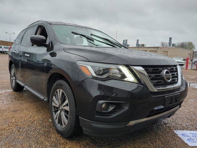 2019 Nissan Pathfinder SV