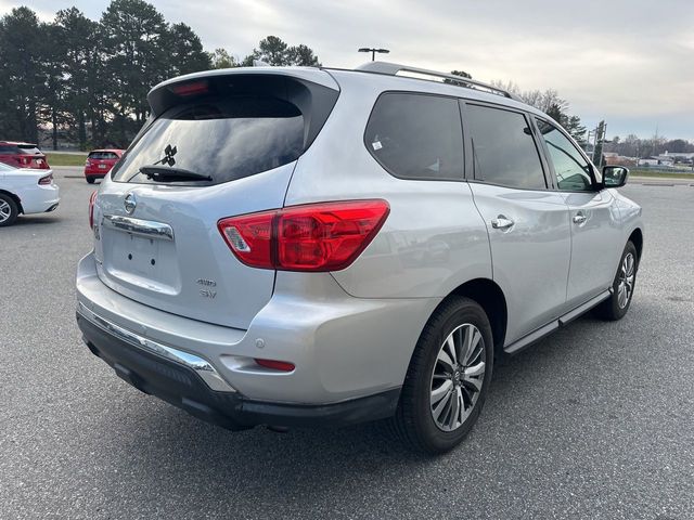 2019 Nissan Pathfinder SV