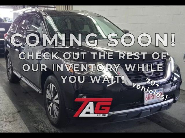 2019 Nissan Pathfinder SV