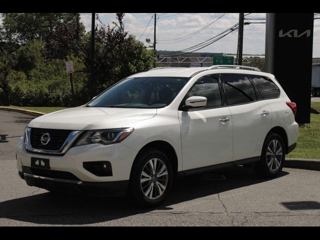 2019 Nissan Pathfinder SV