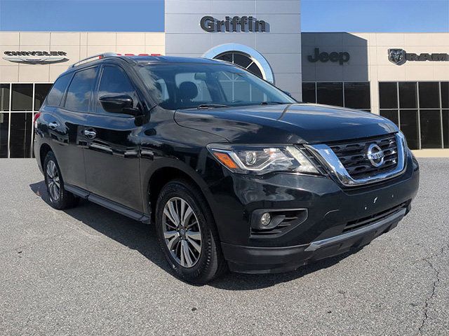 2019 Nissan Pathfinder SV