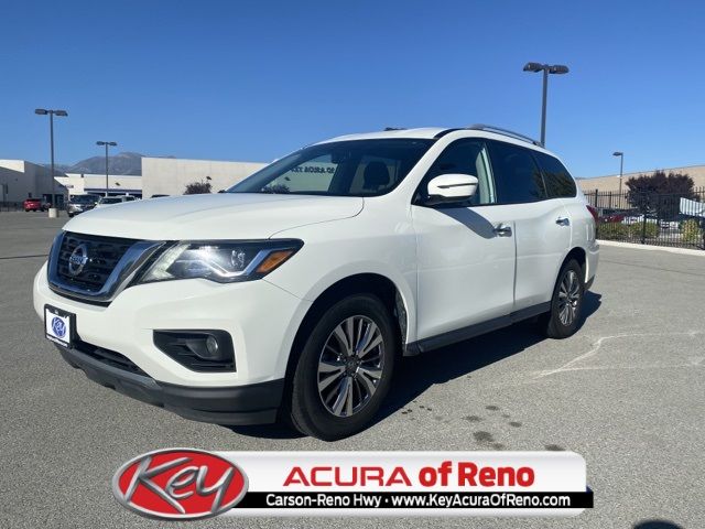 2019 Nissan Pathfinder SV