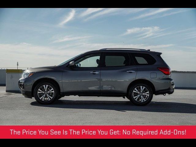 2019 Nissan Pathfinder SV