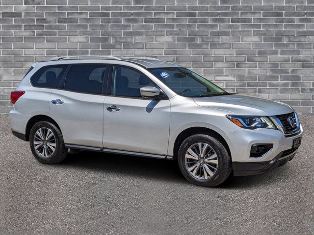 2019 Nissan Pathfinder SV